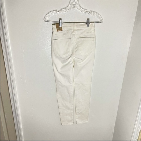 NWT Madewell High Rise Skinny Jeans. Size 23. White. - Picture 4 of 4
